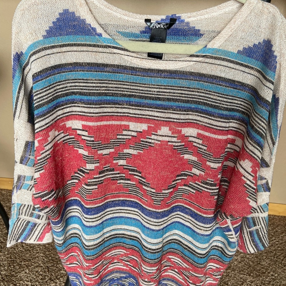 Rock 47 by wrangler. Lightweight knit top.